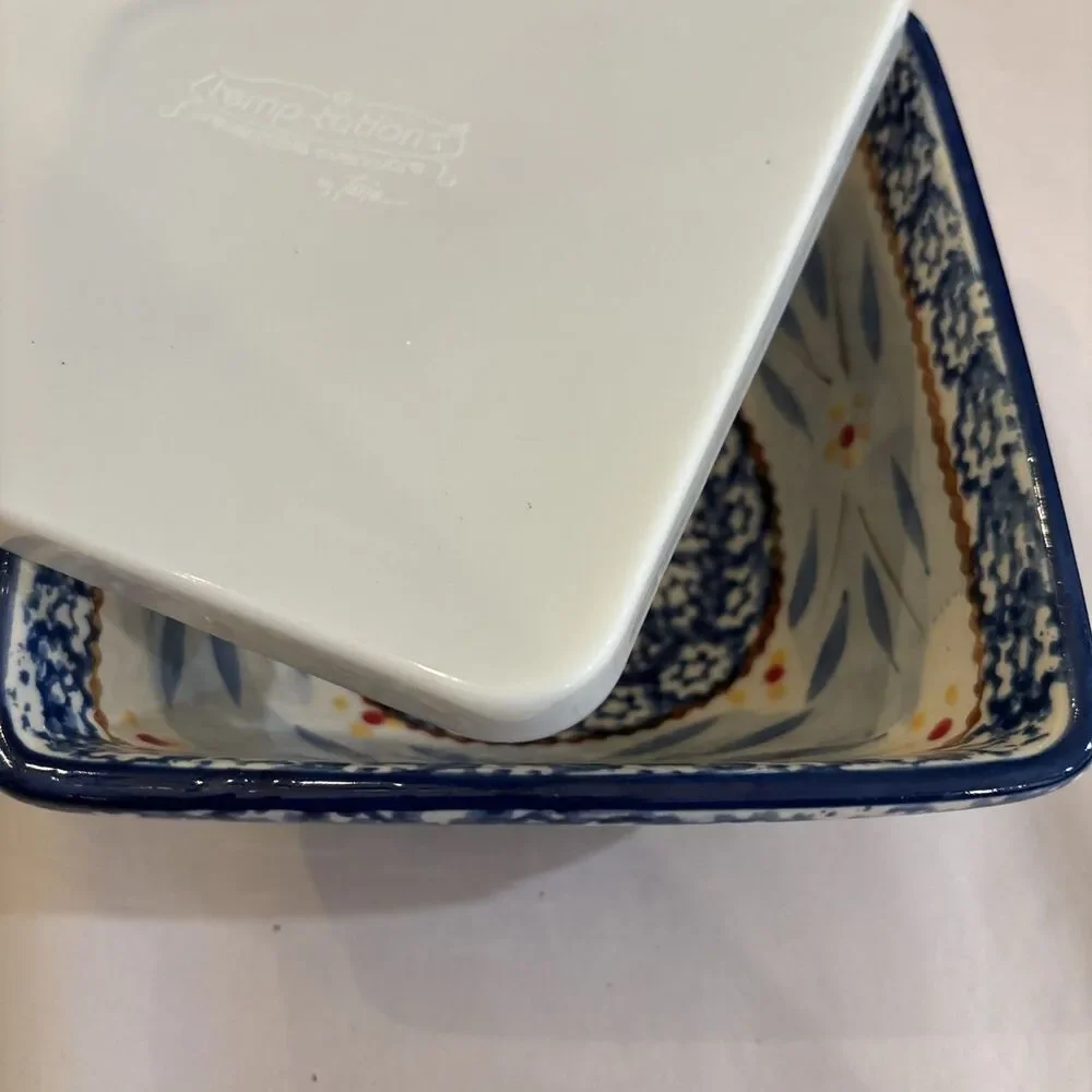 Temp-tations By Tara Old World Blue 1.0 Qt Bowl and Lid Serving Dish Decorative